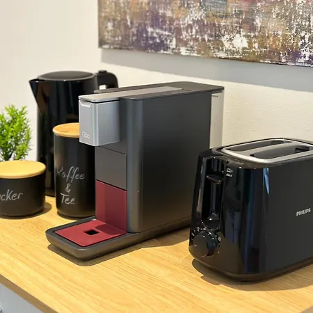 Lägenhet Bella - Business&family Ap 12, 100m Zum Konzerteingang Schloss, Parkplatz, Smarttv, Netflix, Waschmaschine, 24h Checkin, 36qm