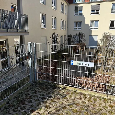Apartment Bella Casa - Business&family, 100m Zum Konzerteingang Schloss, Parkplatz, Smarttv, Netflix, Waschmaschine, 24h Checkin, 36qm, Ap 12 Ludwigsburg