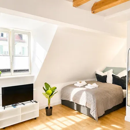 Apartahotel Beluna Living - Apartmenthaus Am Schloss
