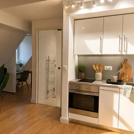 Bella - Business&family Ap 12, 100m Zum Konzerteingang Schloss, Parkplatz, Smarttv, Netflix, Waschmaschine, 24h Checkin, 36qm Ξενοδοχείο με διαμερίσματα